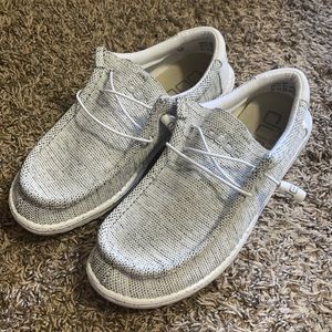 Men’s Hey Dude’s Size 11 NUC